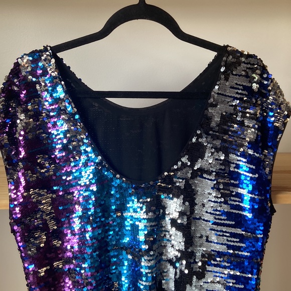 Sequinned Mini - Picture 3 of 4